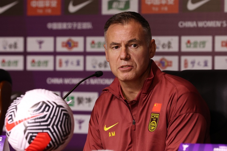 500万网彩票电脑版-马德兴：中国女足不换帅因不想担责，亚洲杯不出惨案是现实目标